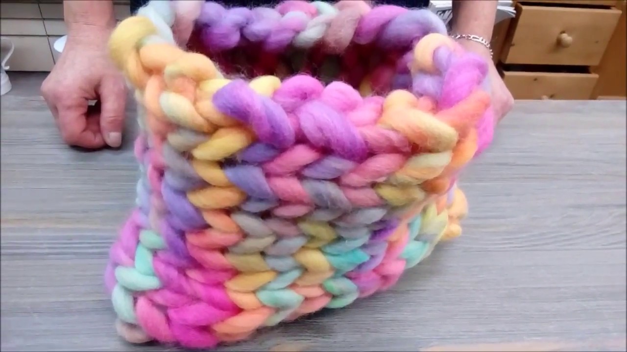 Un snood avec les mains en 35 minutes !