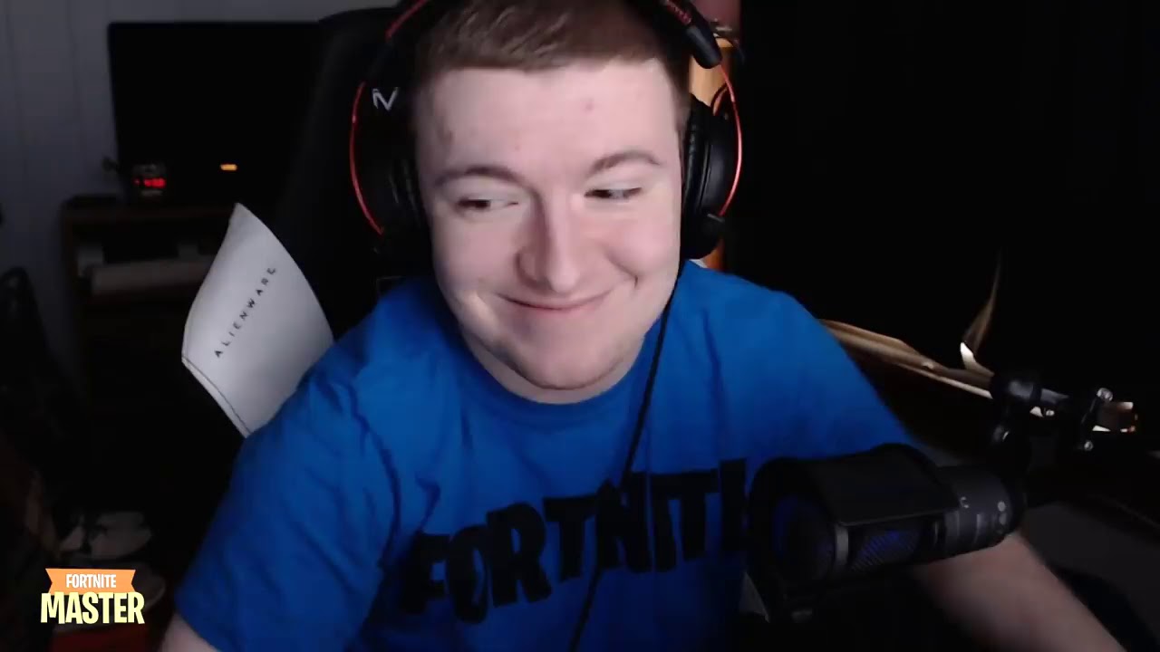 Master Reece Streamer Fortnite Master Streamers React to *HUGE* NERF Update to Planes, Deagle ...