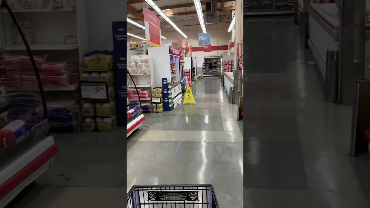 A look grocery shopping Smart & Final 🛒