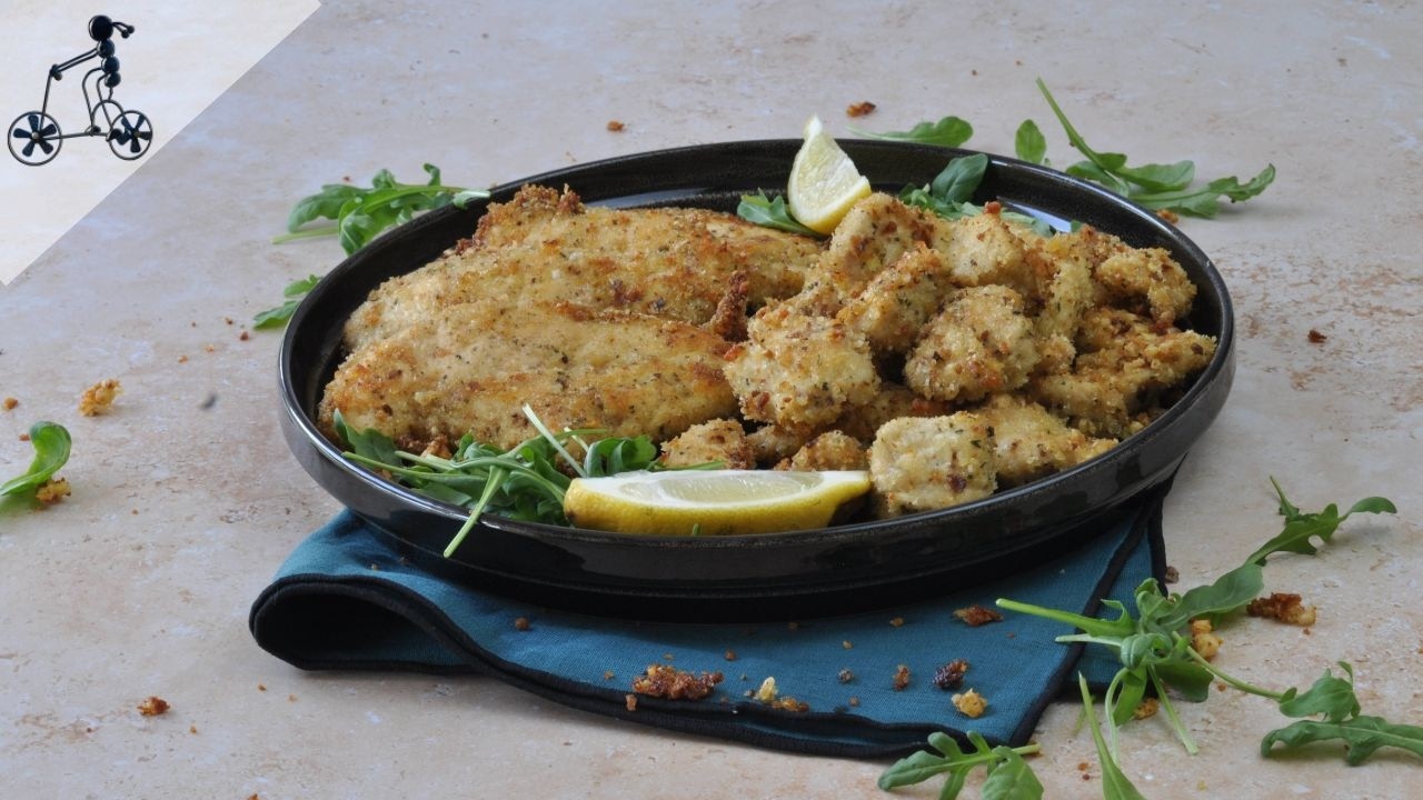 Итальянские запеченные куриные наггетсы и котлеты (с базиликом и пармезаном)