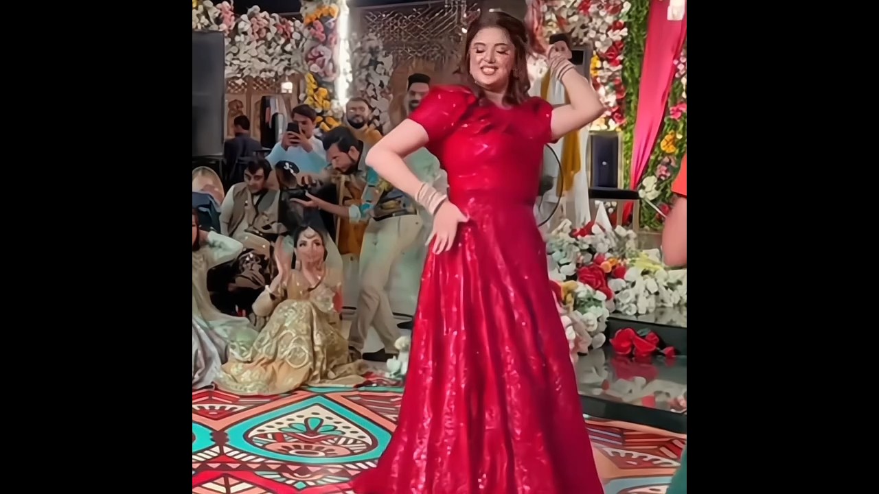 Kanwal Aftab  Dance!😅❤️👑