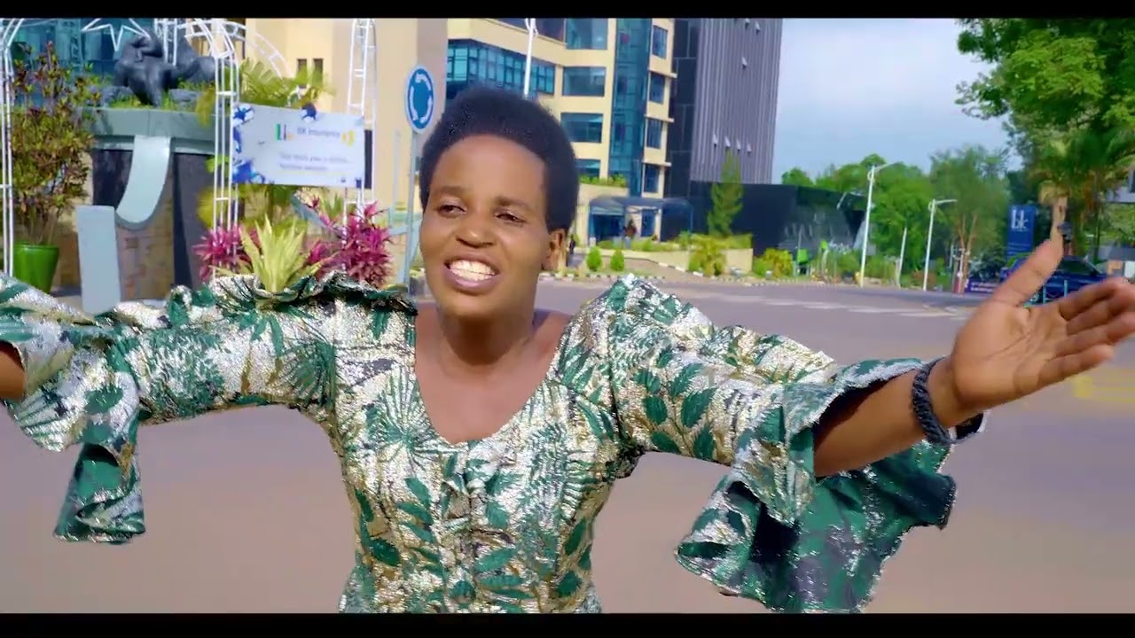 ITORERO RIFITE NYIRARYO by Josiane.