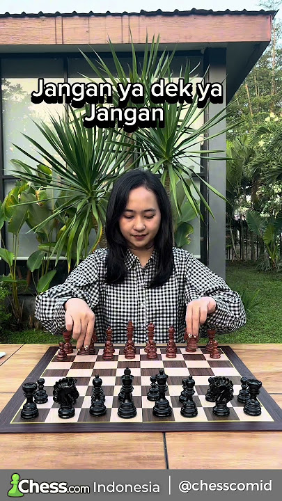 Jalanin dua pion sekaligus?! Emang boleh? #catur #chess ft. WIM Chelsie Monica