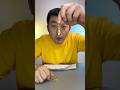 Can the screw rotate by itself?