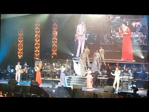 [Frances葉麗儀 , Elisa陈洁灵 , Johnny葉振棠 , Teresa张德兰 , Gallen罗嘉良] - (獅子山下) 顾嘉辉荣休作品演唱会2017