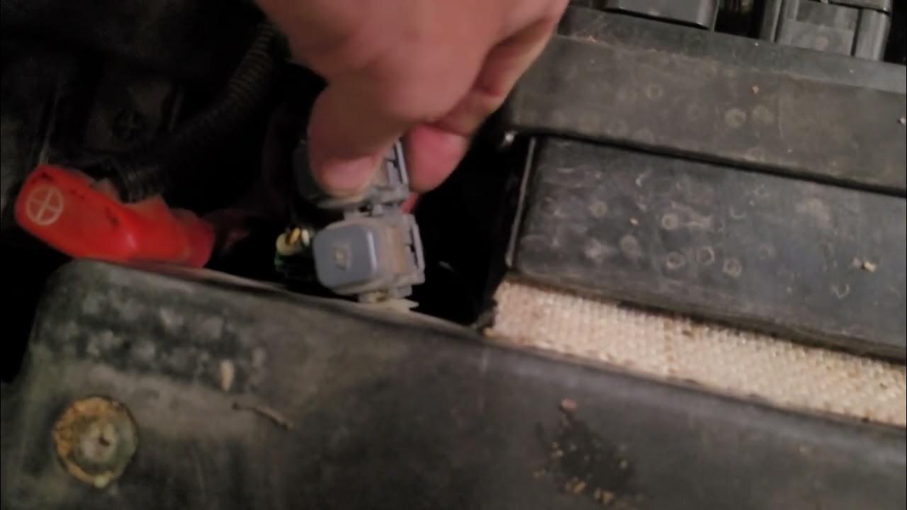 Pioneer 700 Deluxe EPS main fuse location and how to remove it. - YouTube