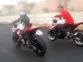 Ø·ÙÙ„ مغربي مراكشي دو 7 سنوات يقود دراجة نارية kawazaki z1000 بكÙ