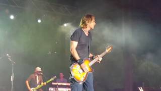 Celebrity Rick Springfield, Alyson, Frontier city, Oklahoma 7-15-17 Profile