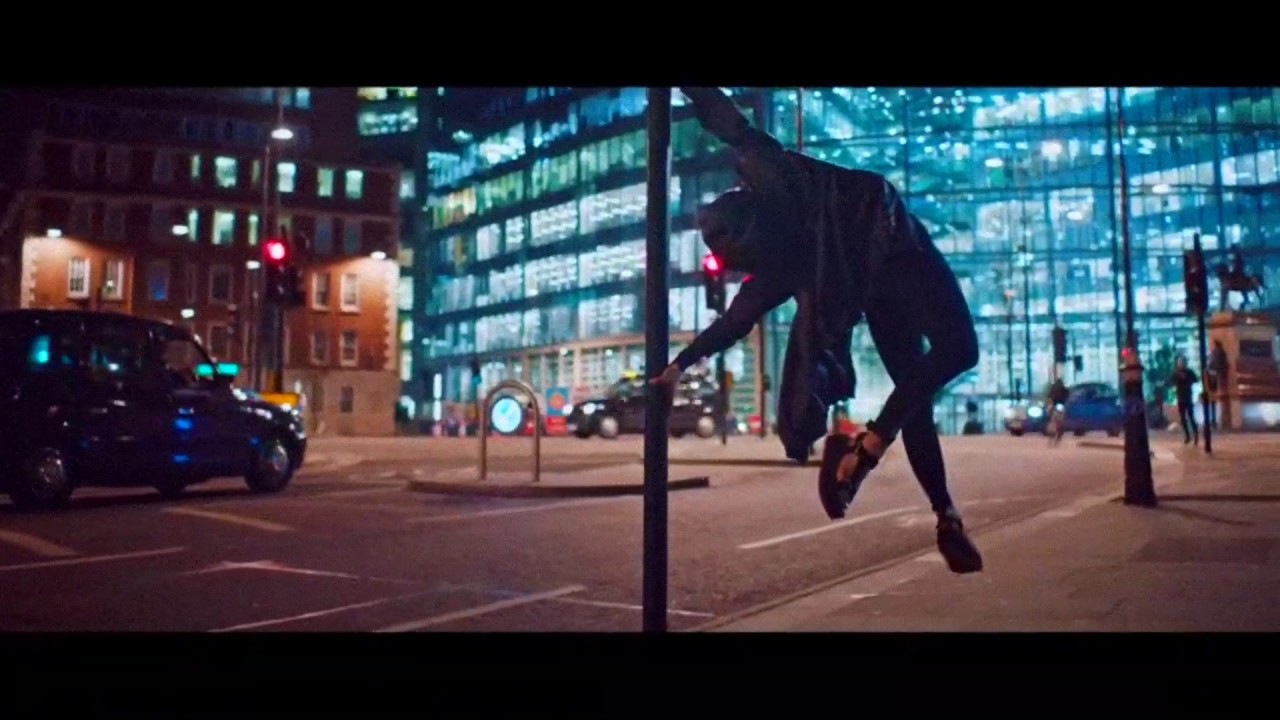 Baxter Dury, Etienne de Crécy & Delilah Holliday Tais toi YouTube