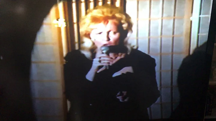 Kathleen sings Queen Bee 1995