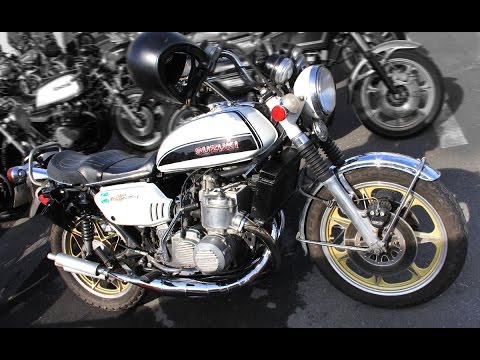 スズキGT750センシン特注芋ロング 並み居るライバル達を2ストロークエンジンで迎え撃ったスズキの