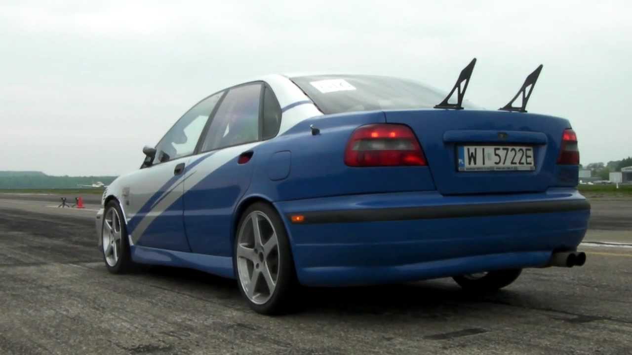 Volvo s40 vs