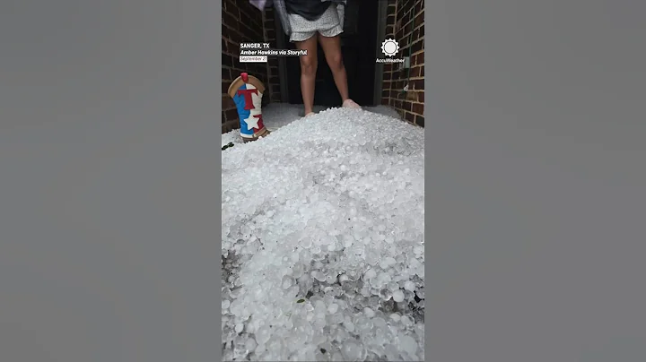 Big Hail Piles up Near Dallas & Fort Worth, Texas