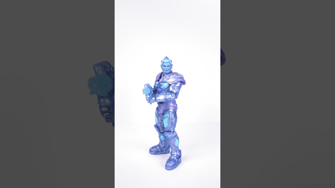 Unboxing Mr. Freeze, the McFarlane Gold Label Black Light Edition