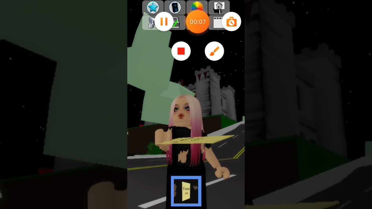 RTC em português  on X: NOTÍCIA: De acordo com a página do Roblox na Play  Store, a Headless Horseman sairá de venda no dia 21 de outubro. 📅🎃 Caso  isso aconteça