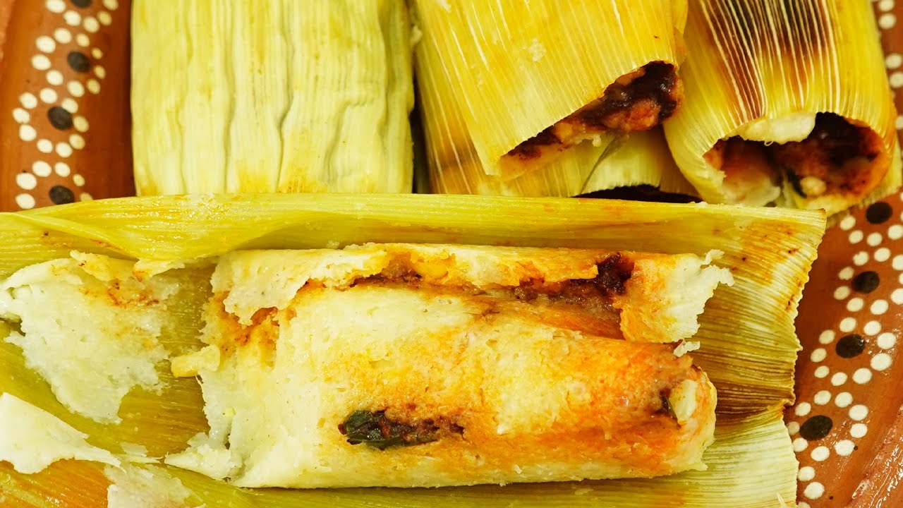 TAMALES DE ELOTE CON CARNE DE PUERCO - YouTube