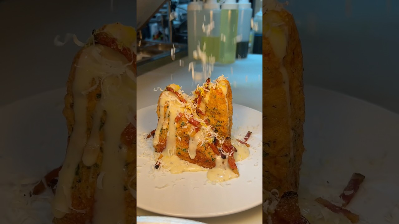 CACIO È PEPE MOZZARELLA CARROZZA from Terina NYC in Bay Ridge, Brooklyn! 🧀🔥🤤 #DEVOURPOWER