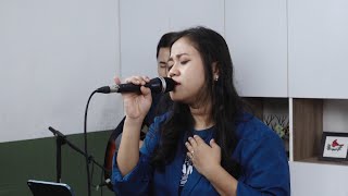 Video-Miniaturansicht von „'ချီးမွမ်းသီချင်း''“