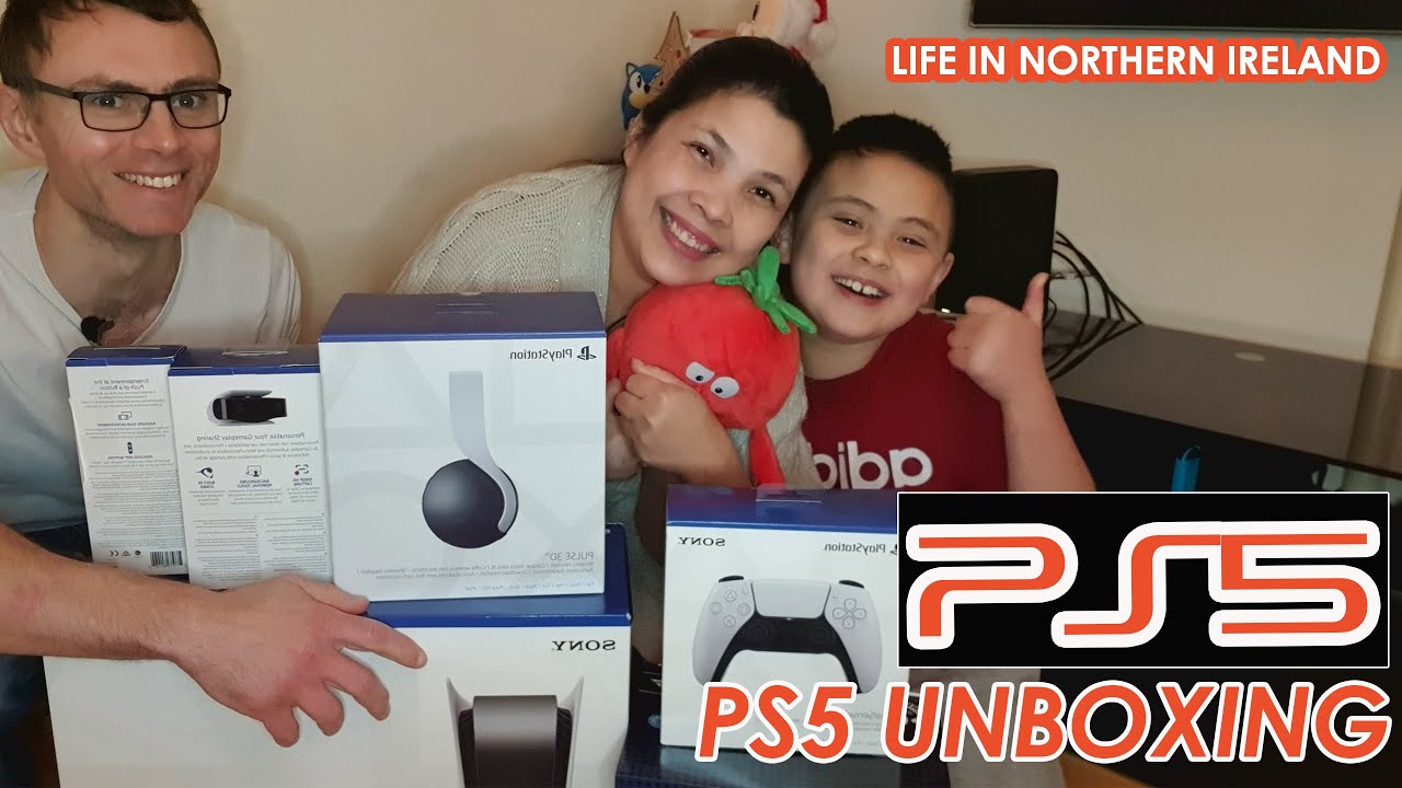 PLAYSTATION 5 AND ACCESSORIES UNBOXING AND SET UP | D'BAXTER FAMILY