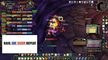 Priest tanking Instructor Razuvious in Naxxramas