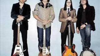 The Raconteurs - Steady As She Goes (acoustic) chords