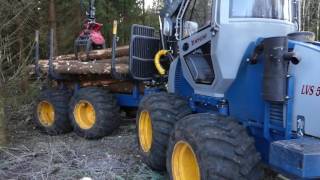 Novotny thinning forwarderLVS 520 with FTG Mowi 4567 and tilt grip