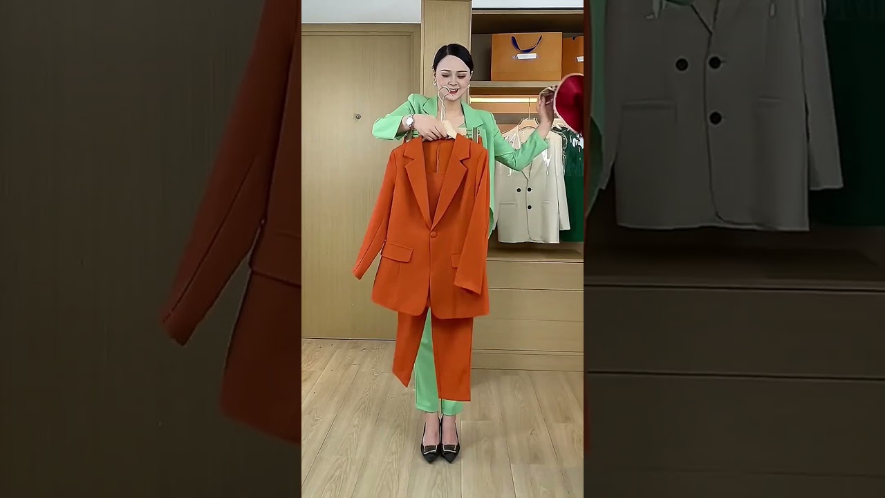 new Shop Knitted Sweater, Autumn and Winter Color Block Long Sleeve Tassel