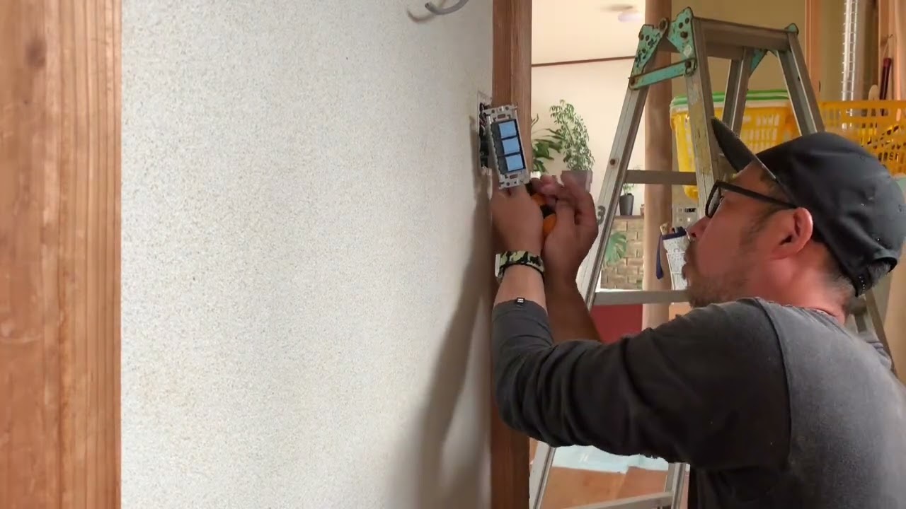 @トイレ換気扇取り付け🚽