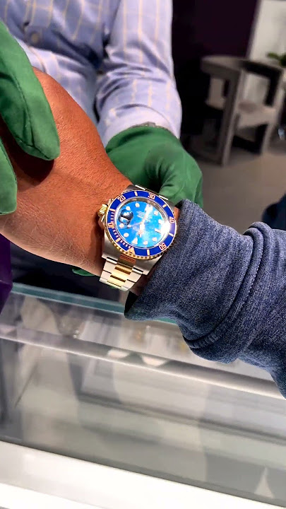 🔵🔵Submariner Bluesy🔵🔵 #elegantjewelersbymike #watch #elegantjewelersny #rolex