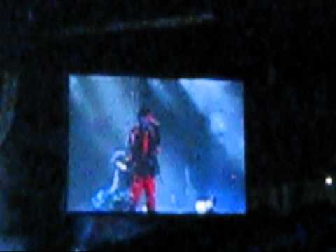 05032011 JJ I AM SG Concert -  Thriller + Black or White with Jam Hsiao