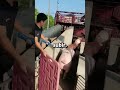 ¿Cómo Transportan Miles De Cerdos Al Día? 🚛🐷