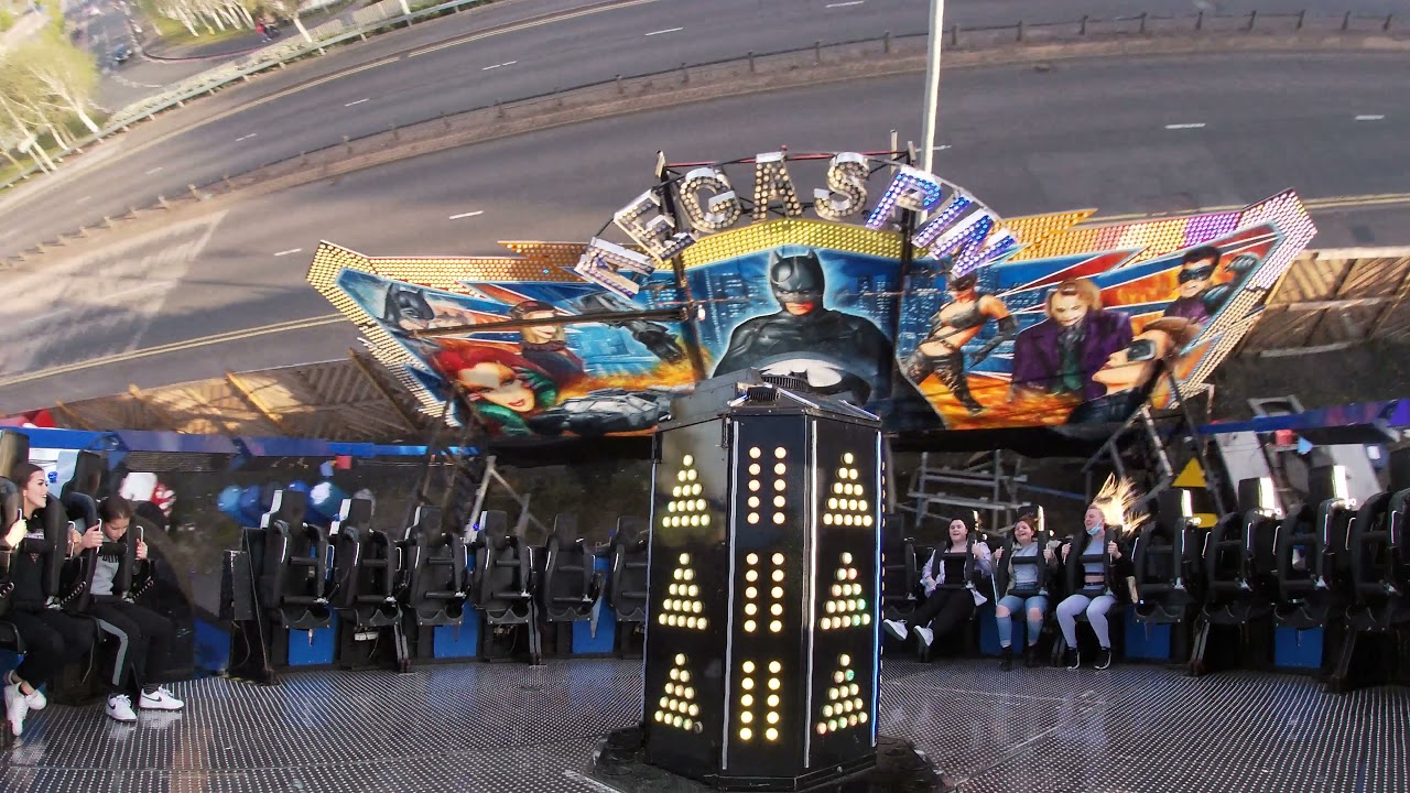 Mega Spin (William Roberts) On Ride Kayes Mega Value Funfair, Merry Hill 2021