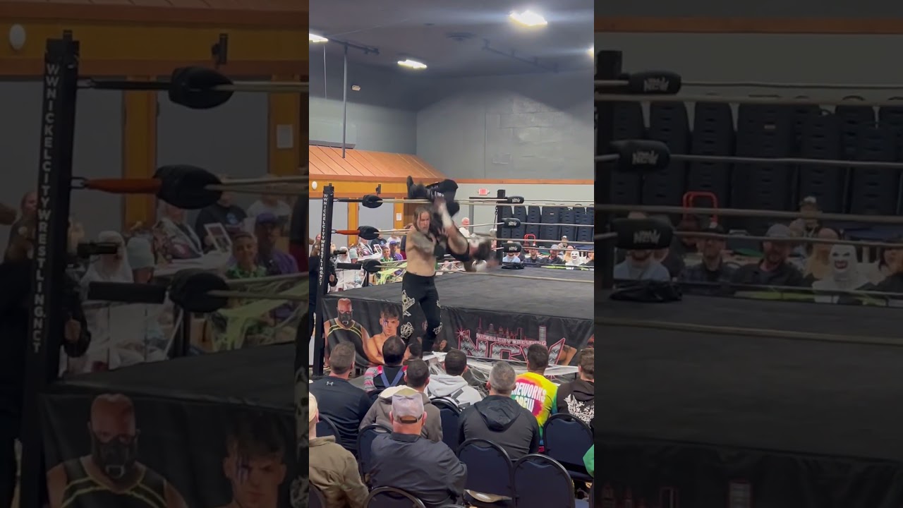 Ace Gervase vs Jeremiah Richter in an unsanctioned match 