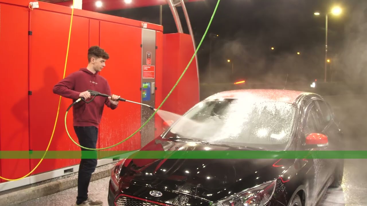 GO JET WASH - AT THE PIT STOP - 60 SECOND NIGHT TIME MAKEOVER