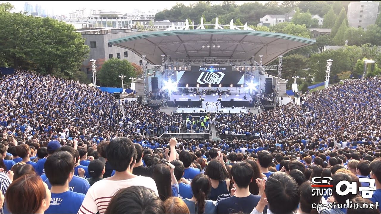 [4K](모두 말춤을!!!) 170520 PSY(싸이) GANGNAM STYLE(강남스타일) 직캠 at 연세대 아카라카 축제 BY 여금