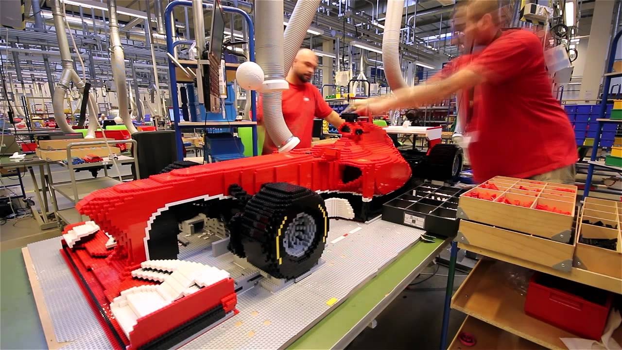 smerte Indskrive Pompeji LEGO Builds A Ferrari F138 Brick By Brick #ReadySetBuild - YouTube