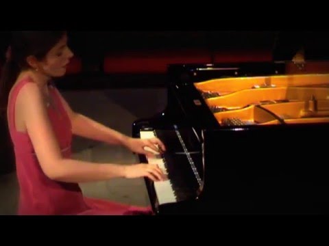 Catherine Leonard - (Sarabande) J.S. Bach English Suite No 2 in A Minor