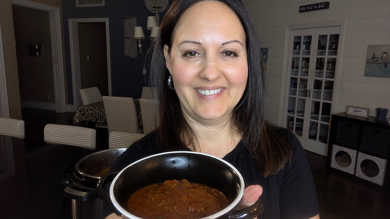 My Son's Favorite Instant Pot Chili - INGREDIENTS AND RECIPE IN DESCRIPTION - Slow Cook Chili