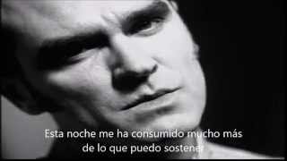 Video thumbnail of "Seasick yet still docked - Morrissey. Subtitulos en español."