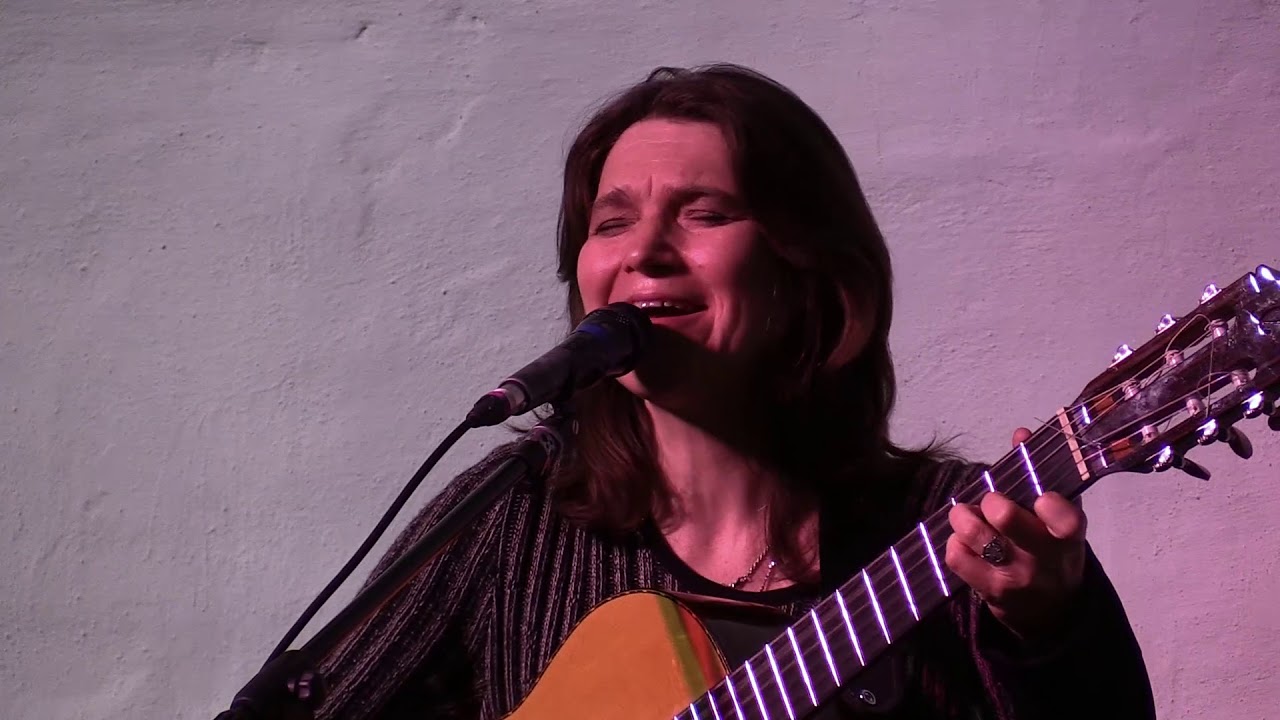 видео песни елены