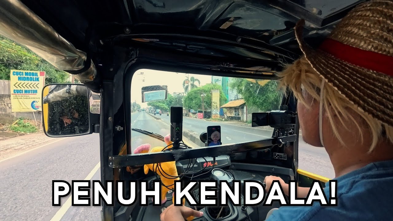 Naik Tuk Tuk Geral Menuju Purwokerto