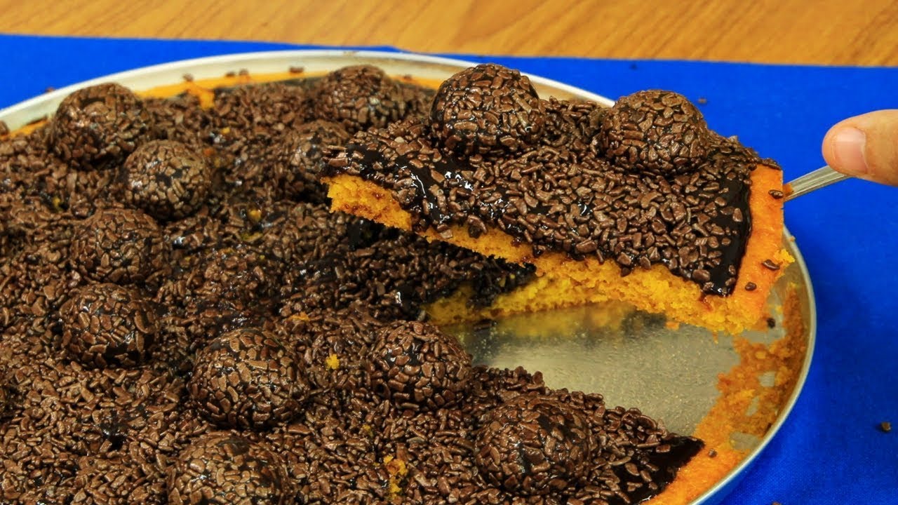 A MELHOR VERSÃO DE BOLO DE CENOURA DO MUNDO PIZZA BOLO DE CENOURA