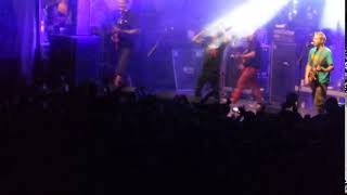 Lagwagon - The Kids are all Wrong (Live @ Montebello Rockfest)