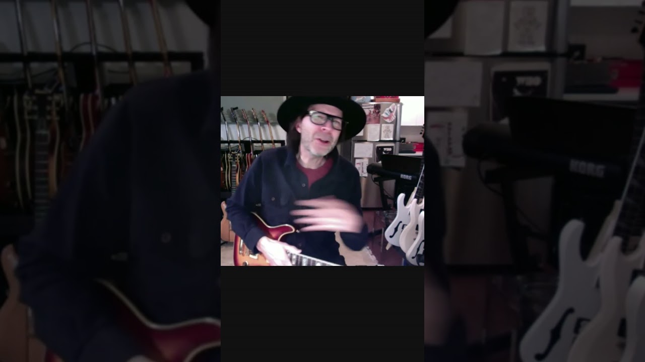 Paul Gilbert Plays Joy to the World