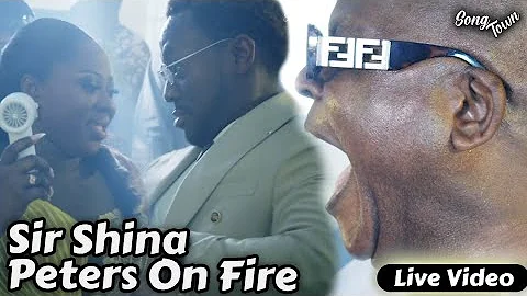 Sir Shina Peters Wows The Audience At The Wedding Of Tolulope And Olawande