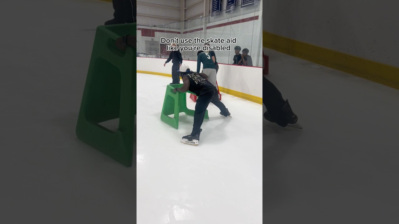 What you should and shouldn’t do if you’re a beginner #iceskating #hockey #skate #skating #skater