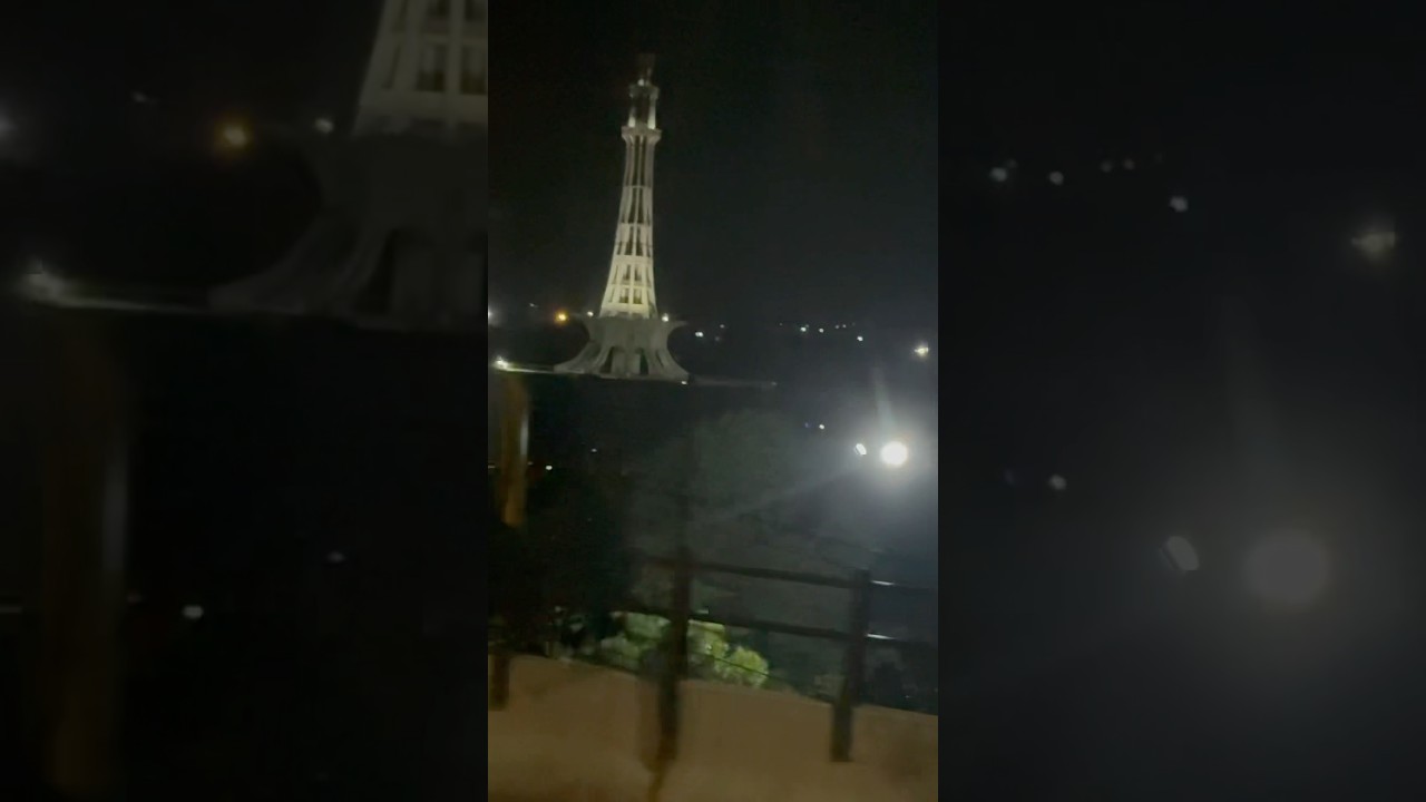 Minar-e-Pakistan night view# pakistan famous place￼ # 