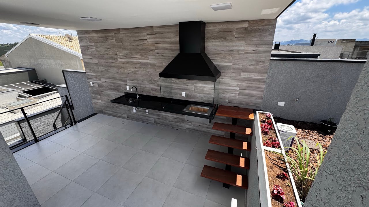 Linda Casa com Terraço Gourmet a Venda no Interior de São Paulo, Bragança Paulista SP.