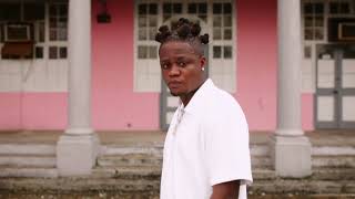 Olummy Gold - Trabaye [Lyrics Visualiser]