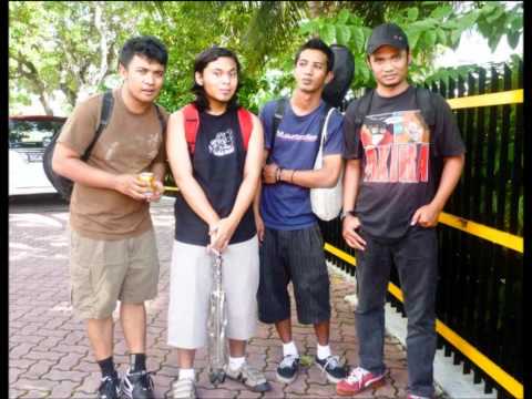 toxictoy---antara-cinta-dan-kasih-(aishah)